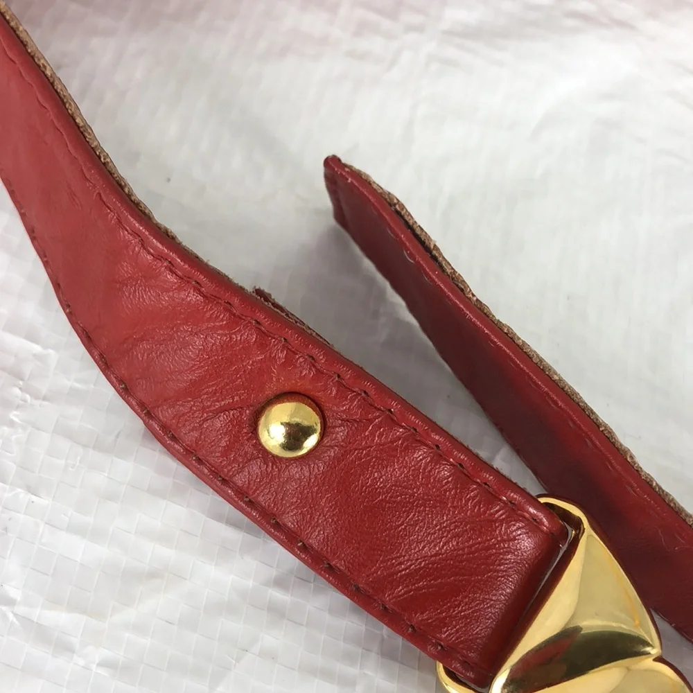 Alexis Kirk Red Leather Gold Tone Buckle Belt - Picture 8 of 9